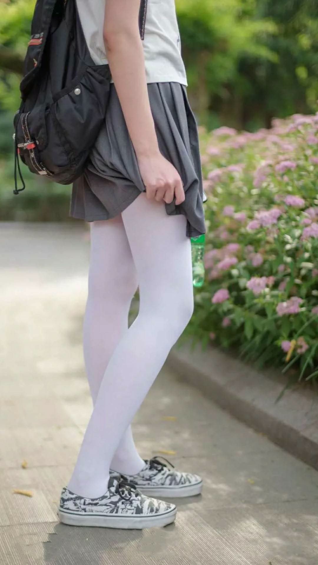 牙买加女足中场球员遭遇家庭变故，暂别球队！，牙买加女足门将图片