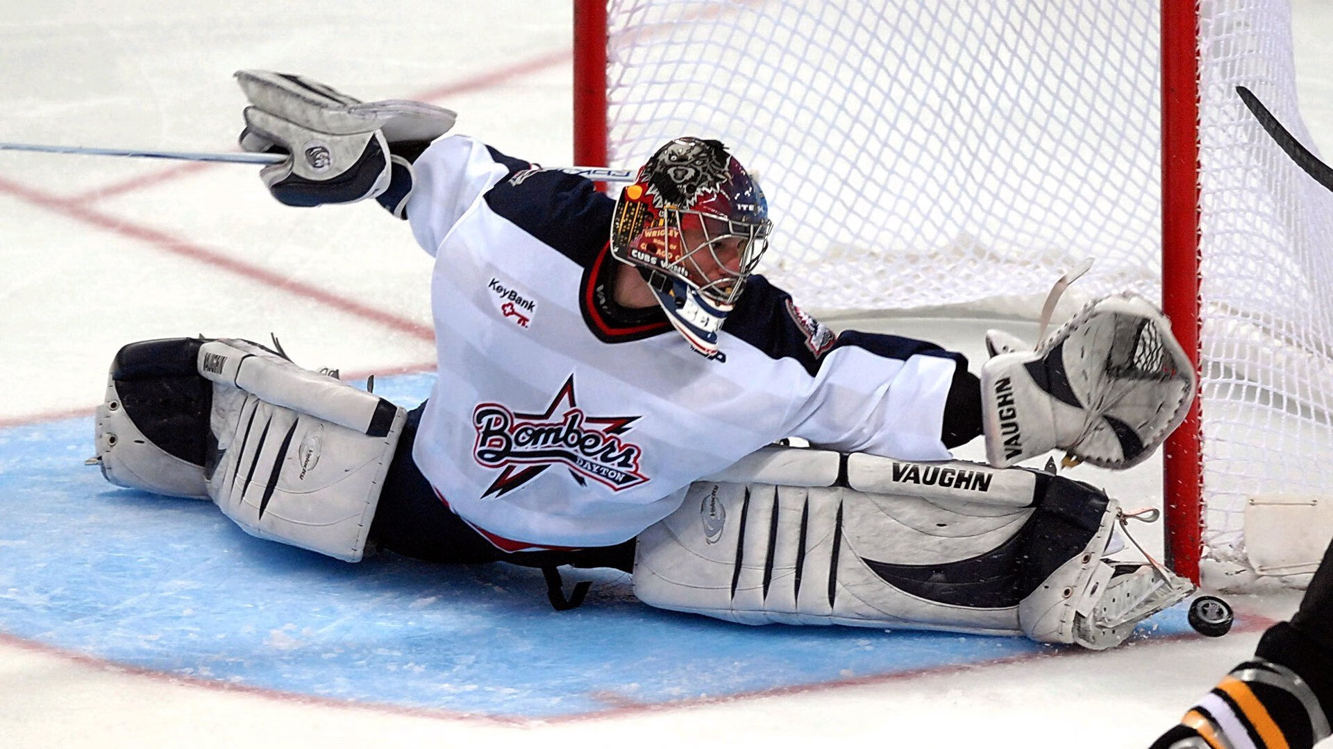 开云官方-_冬季赛事依旧火热：在冰雪之外燃起运动激情_，冰雪运动比赛视频